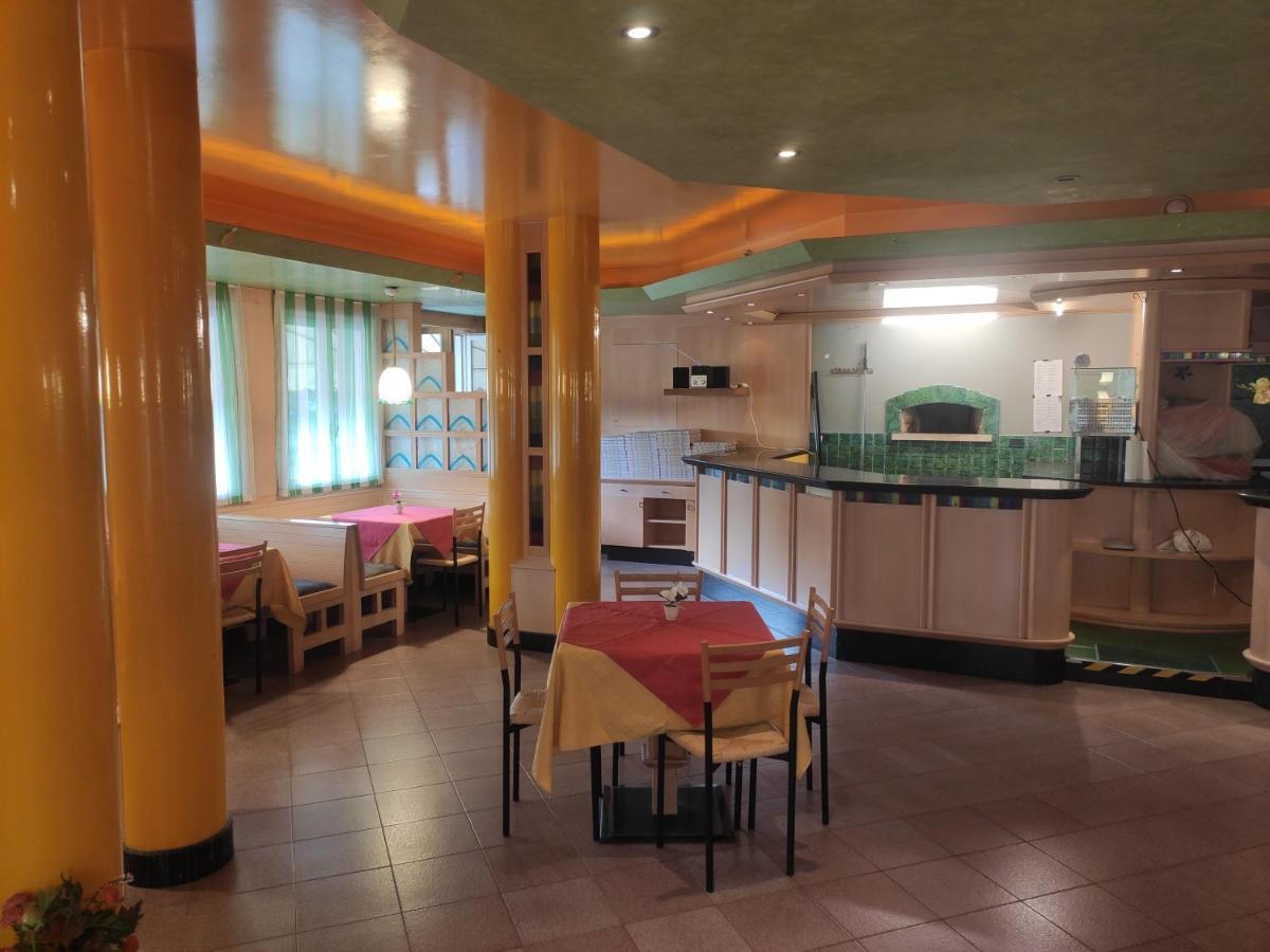 Albergo Al Trieste Nimis Bagian luar foto