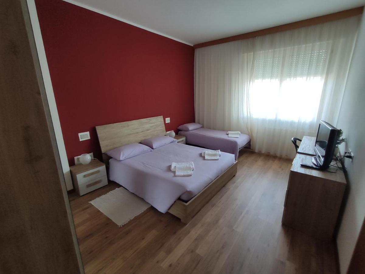 Albergo Al Trieste Nimis Bagian luar foto
