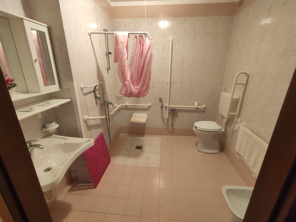 Albergo Al Trieste Nimis Bagian luar foto